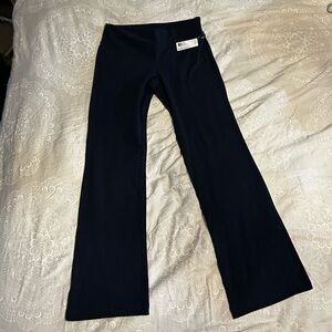 2 pack of Jockey yoga pants